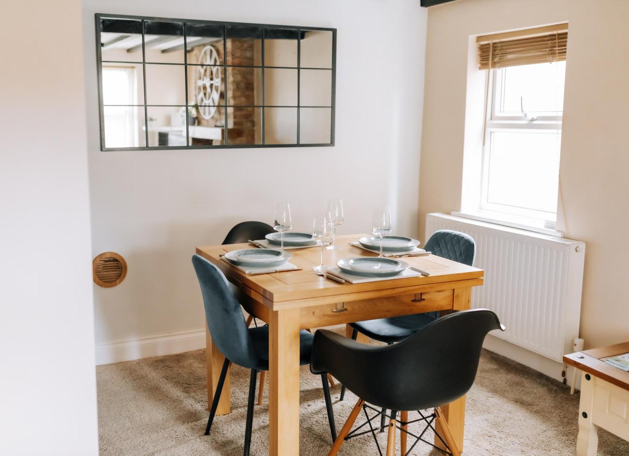 New Thirsk Stays - Herriot'S Hideaway Exterior foto